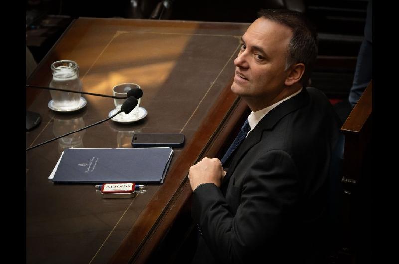 El oficialismo somete a debate los alcances de la mocioacuten de censura y se juega a blindar a Adorni