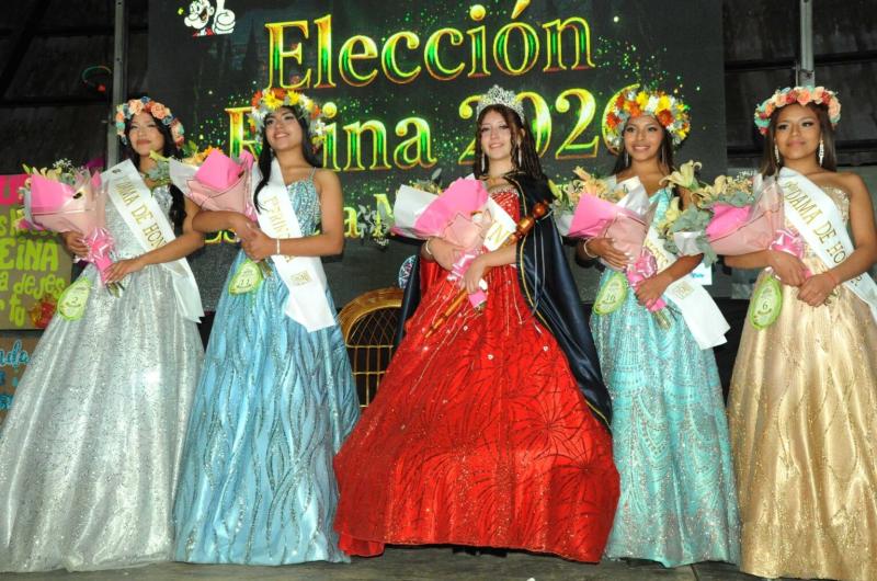 Jorge coronoacute a la nueva representante de la Escuela Municipal Marina Vilte