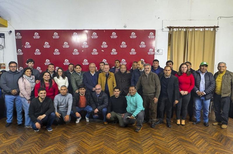 Intendentes piden que Nacioacuten elimine el IVA de las boletas de energiacutea eleacutectrica