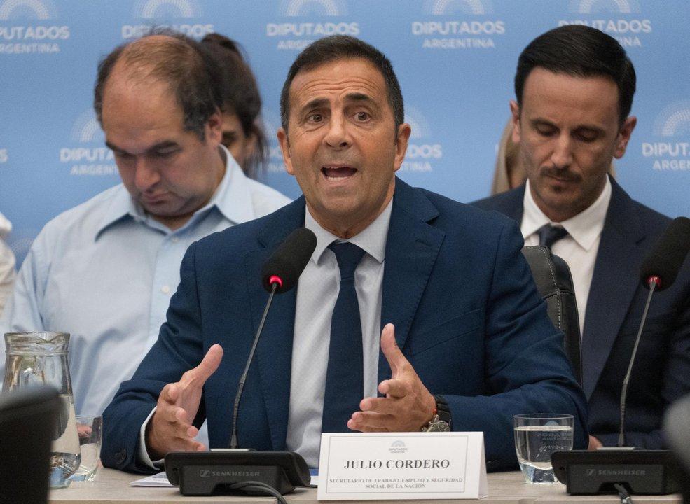 El Gobierno acelera la renegociacioacuten de grandes convenios colectivos 
