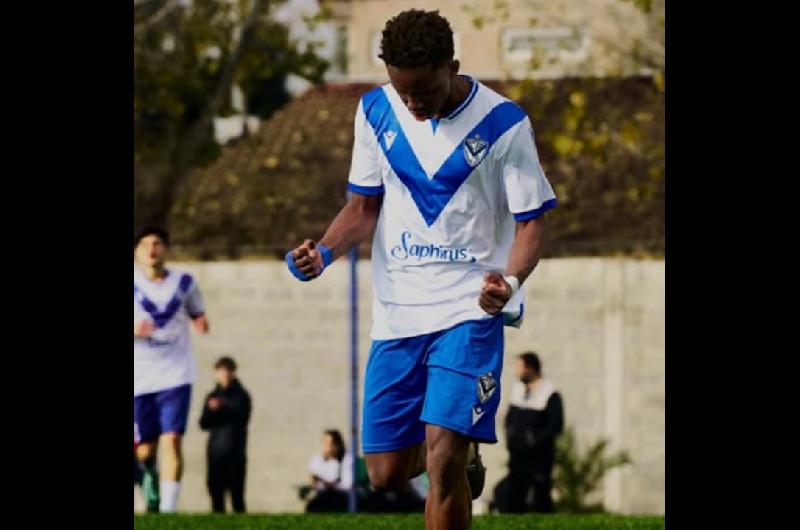 Quieacuten es el futbolista haitiano convocado a la Seleccioacuten Argentina