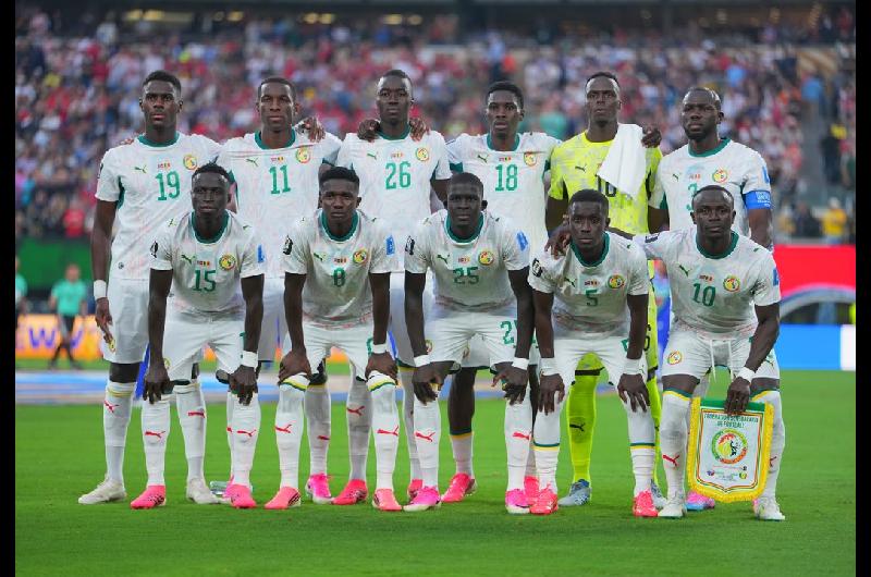 Senegal goleoacute a Irak y suentildea con los 16avos en el Mundial 2026