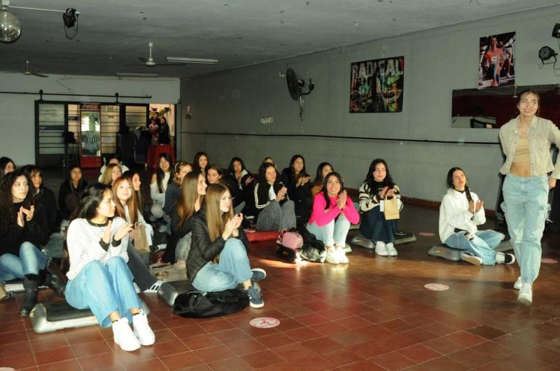 FNE- comenzoacute la preparacioacuten de las candidatas de los colegio capitalinos