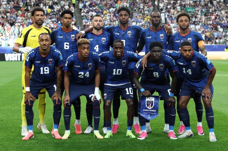 El equipo africano debutante en la Copa del Mundo avanzoacute invicto en el Grupo H 