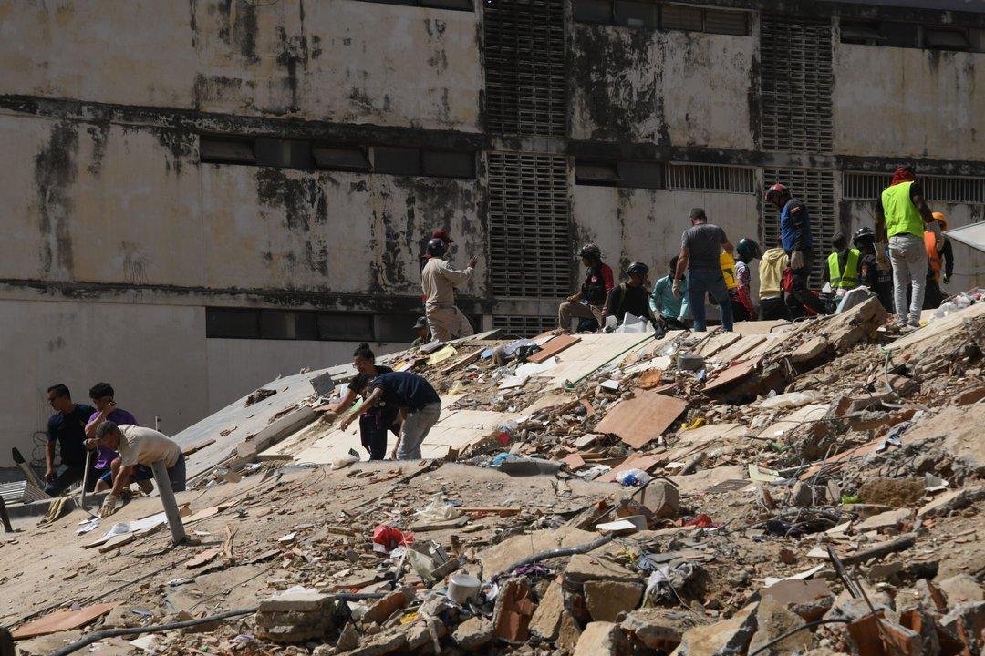 Venezuela- las cifras por el doble terremoto ya superan los 1400 muertos y las peacuterdidas se estiman en USD 6700 millones