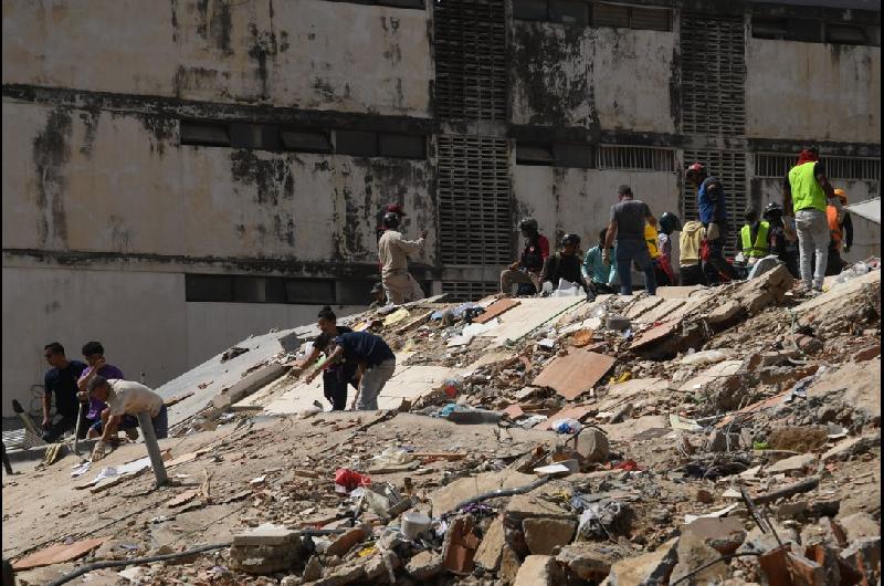 Venezuela- las cifras por el doble terremoto ya superan los 1400 muertos y las peacuterdidas se estiman en USD 6700 millones