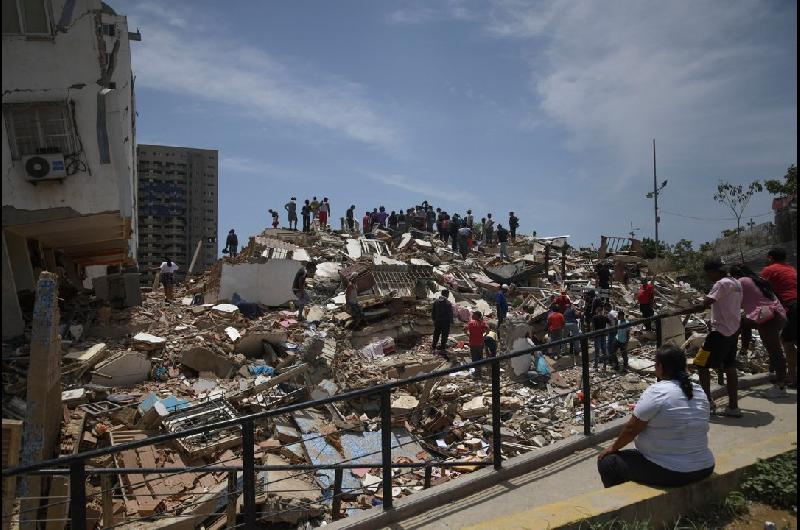 Venezuela- una nueva reacuteplica de 51 aumentoacute la tensioacuten en Caracas a cinco diacuteas del doble terremoto