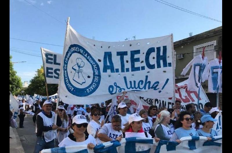 Chaco- ATECH acusa a Zdero de ahogar salarios docentes
