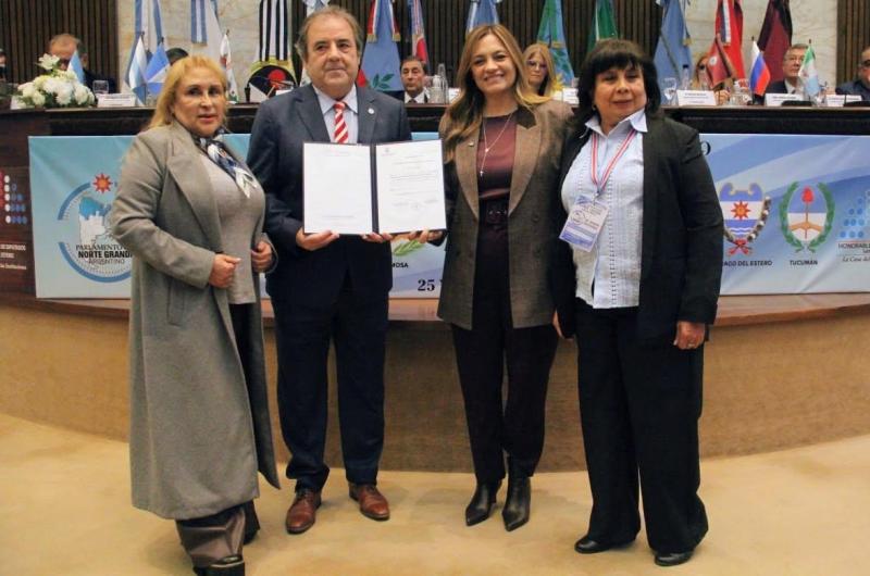 Bernis- en el diccionario de Milei no existe la palabra federalismo