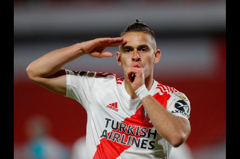 River confirmoacute el regreso de Rafael Santos Borreacute tras cinco antildeos