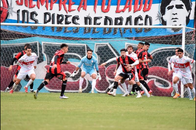 Primera Nacional- Moroacuten perdioacute ante Defensores de Belgrano y corre peligroacute como puntero de la Zona A