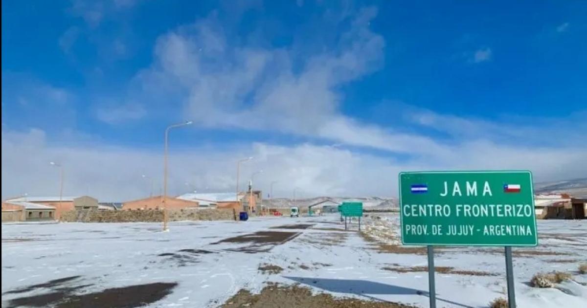 Cerraron el Paso de Jama debido a la abundante nevada en el lado chileno