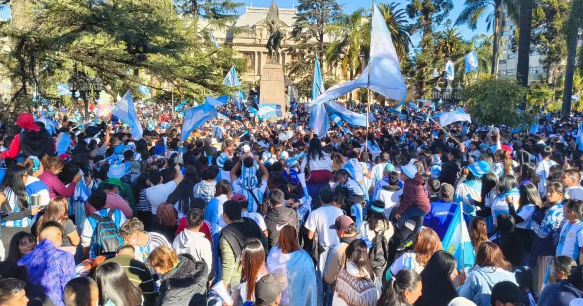 Los jujentildeos festejaron desde Yuto hasta La Quiaca