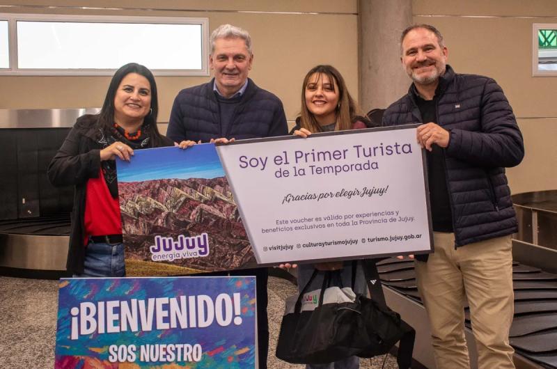 Bienvenida de Jujuy a los primeros turistas de la Temporada Invernal