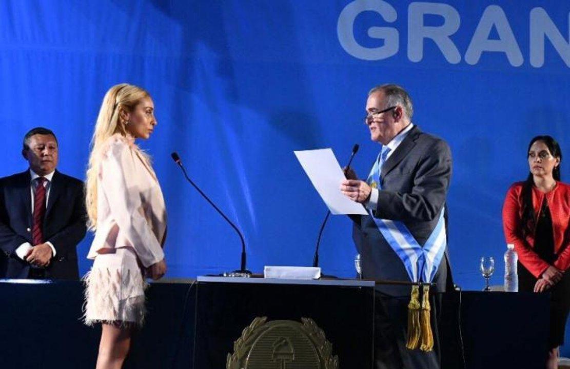 Grieta en el Gobierno de Tucumaacuten por ldquola Adorni de Granerosrdquo