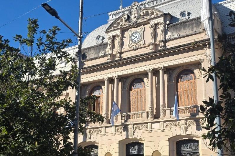 Plan de reestructuracioacuten de deuda para agentes puacuteblicos