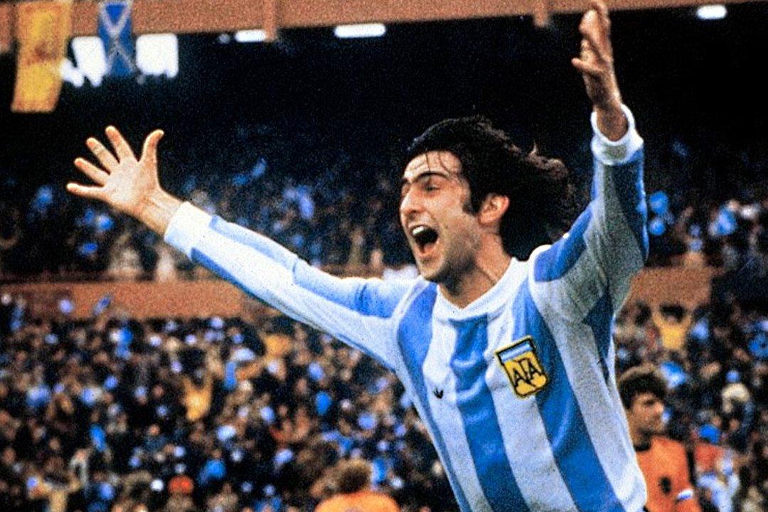 Kempes defendioacute a la Seleccioacuten ante las criacuteticas- ldquoLos perdedores siempre van a llorarrdquo