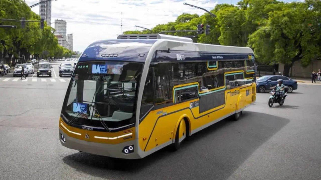 Llega el Trambuacutes a Buenos Aires- el recorrido las 71 paradas y las dos avenidas que cambiaraacuten de sentido