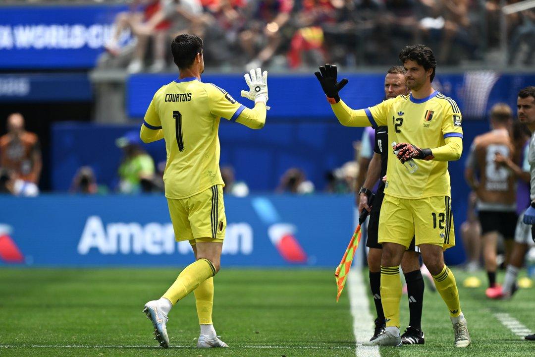 Thibaut Courtois aclaroacute que no pidioacute el cambio en los cuartos de final ante Espantildea