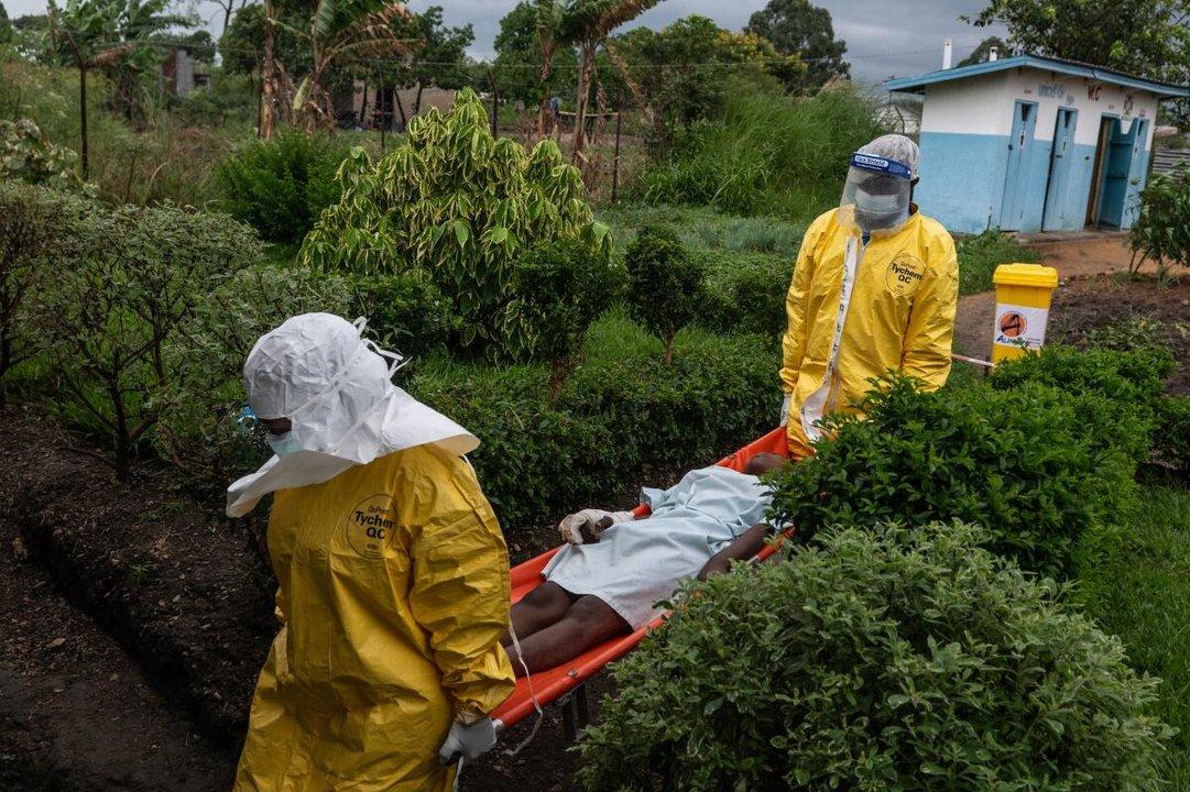Alarma mundial en el Congo- el brote de eacutebola ya causoacute 648 muertes y 1830 casos