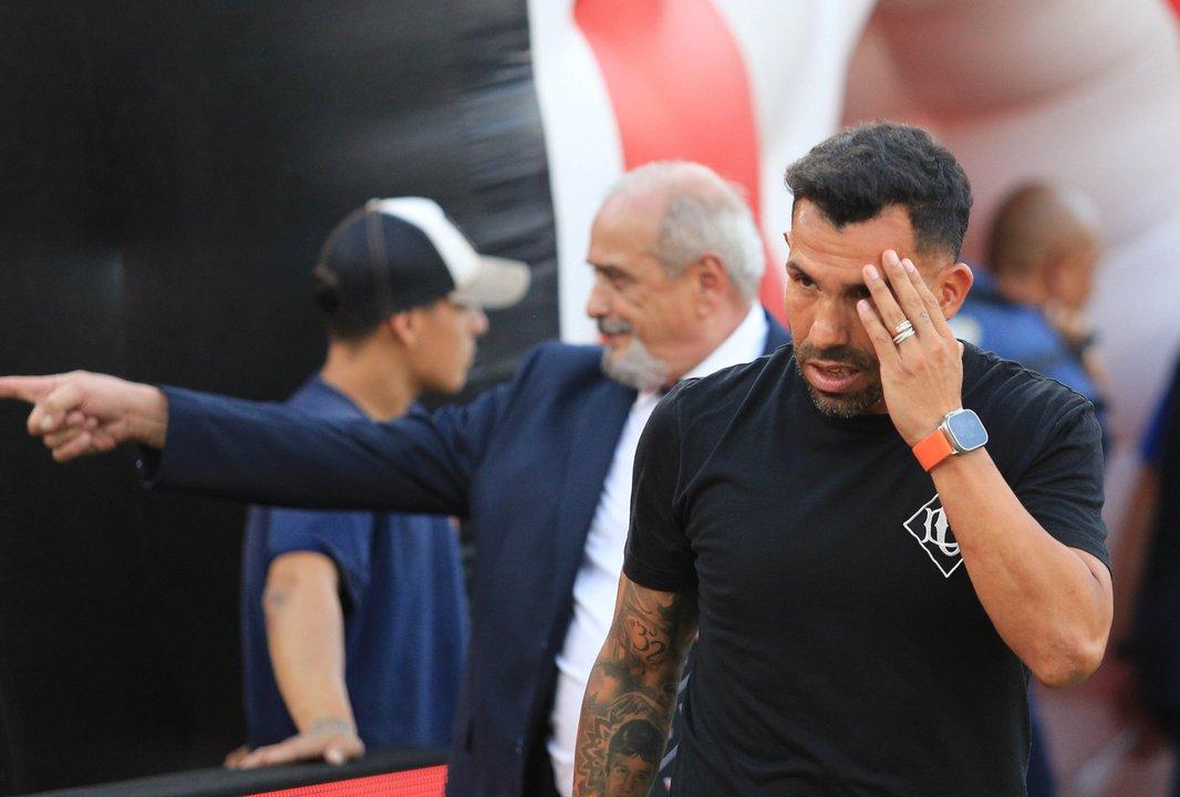 Carlos Tevez no descarta postularse para la presidencia de la Nacioacuten o de Boca