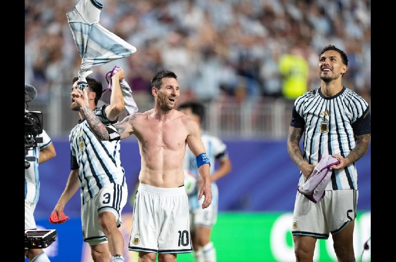 Messi enfrentoacute al aacuterbitro Joatildeo Pinheiro- Hablaacute bien no faltes el respeto