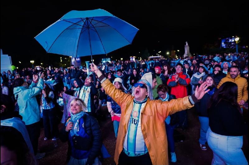 Mundial 2026- maacutes de 200 mil hinchas ya pasaron por los Fan Fest que organiza la Ciudad