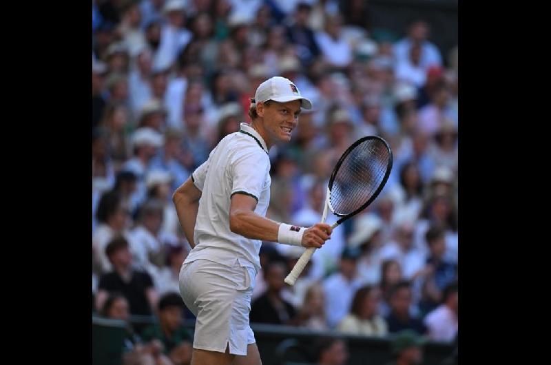 Jannik Sinner vencioacute a Alexander Zverev y se consagroacute campeoacuten de Wimbledon por segundo antildeo consecutivo