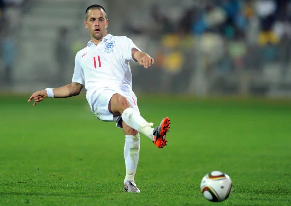 Joe Cole exjugador de la seleccioacuten inglesa- ldquoVamos a mandar a dormir a Messirdquo