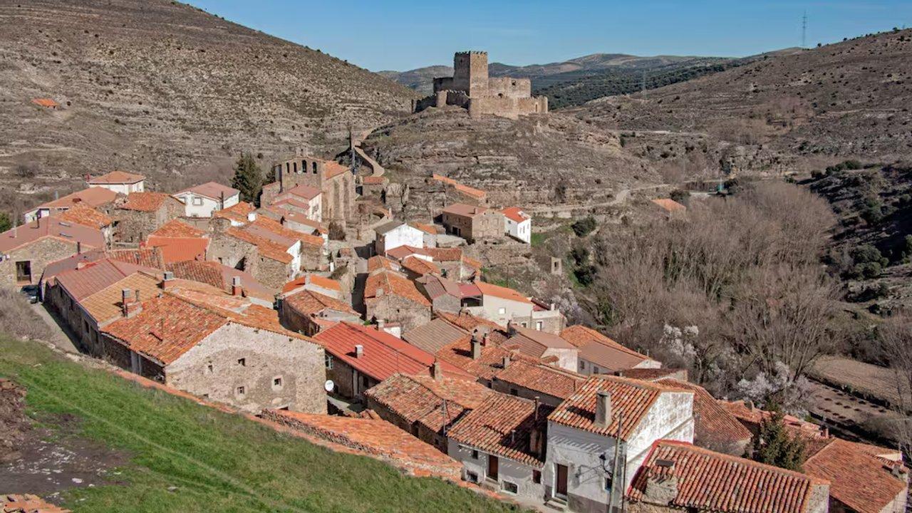 Un pueblo de Espantildea busca familias para vivir gratis y ofrece trabajo estable- coacutemo postularse