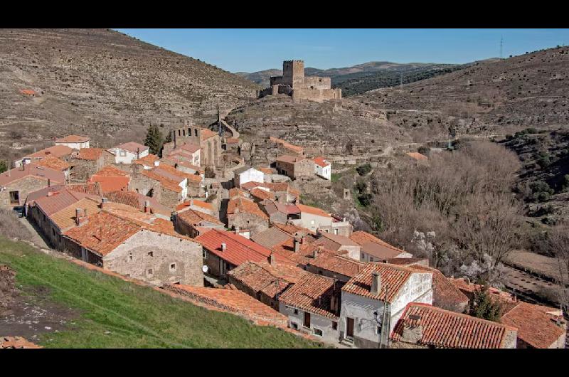 Un pueblo de Espantildea busca familias para vivir gratis y ofrece trabajo estable- coacutemo postularse