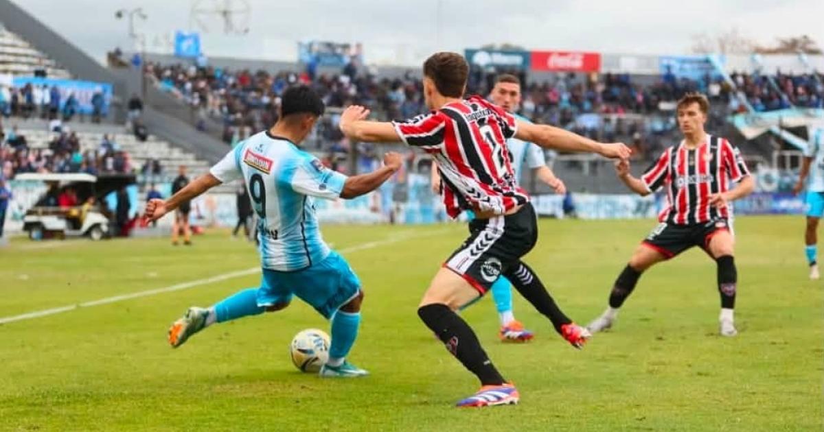 Gimnasia rescatoacute el empate ante Chacarita