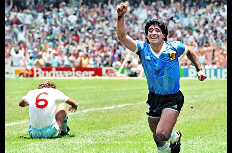 La historia de la camiseta azul con la que Argentina eliminoacute a Inglaterra en Meacutexico 86