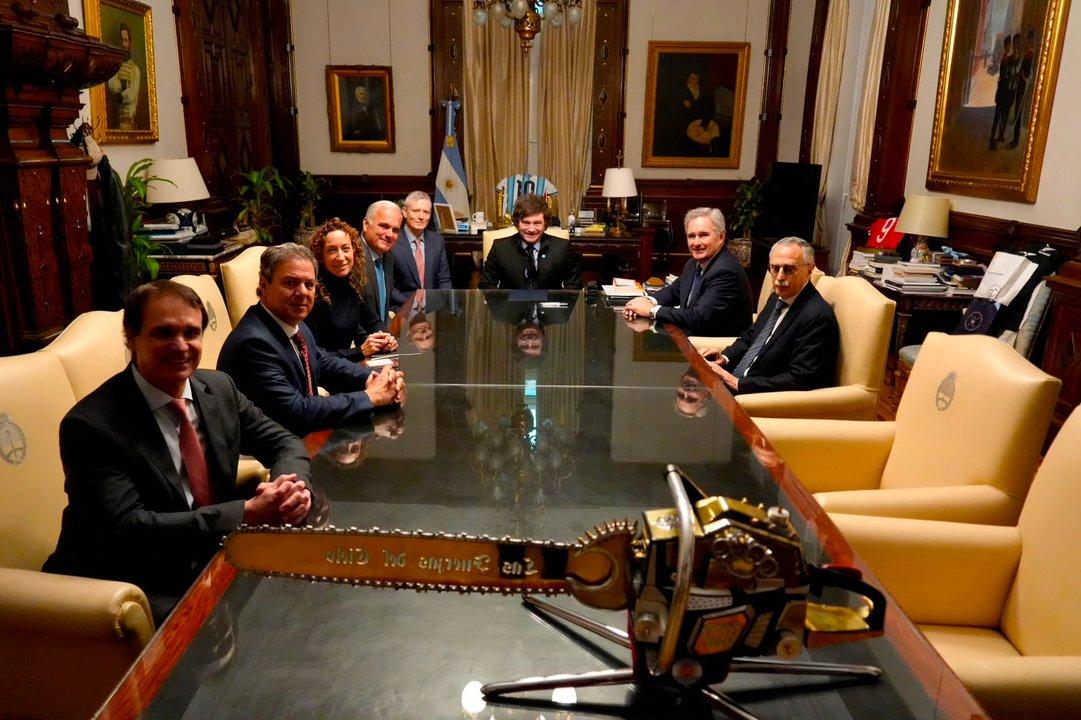 Milei recibioacute a directivos de Bayer en la Casa Rosada