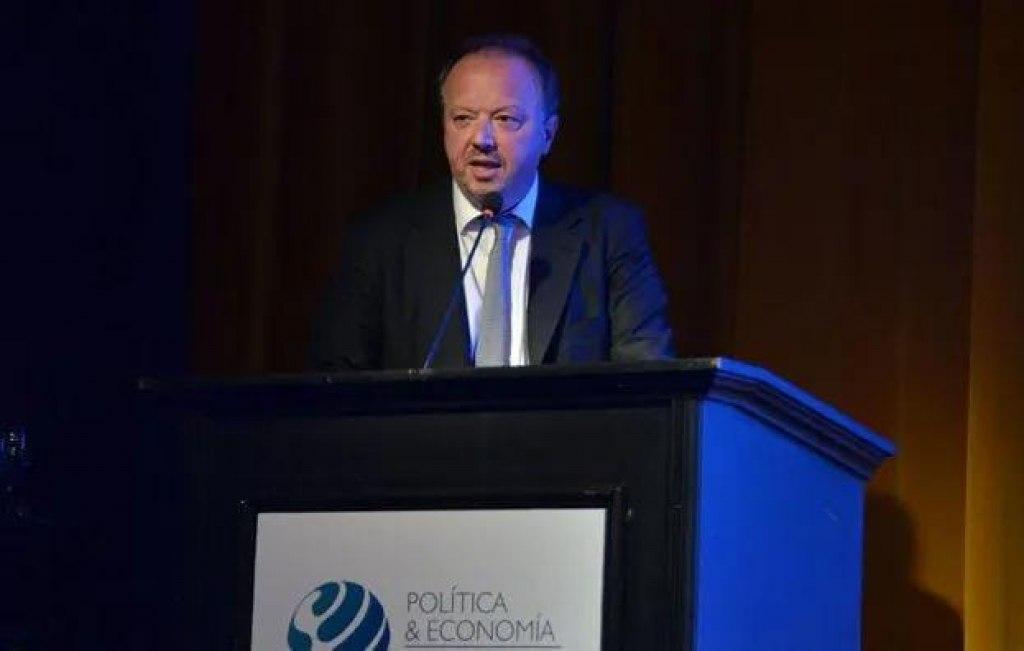 El descargo de Juan Naacutepoli el banquero libertario que aparecioacute con Insaurralde