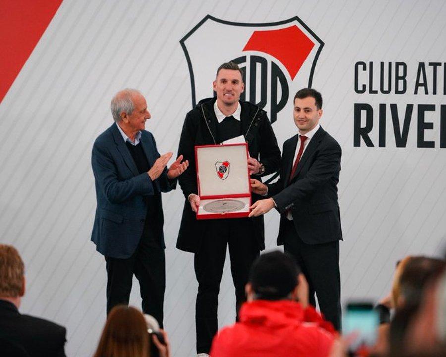 Franco Armani dejoacute River y se despidioacute de los hinchas- ldquoCumpliacute el suentildeo de mi vidardquo