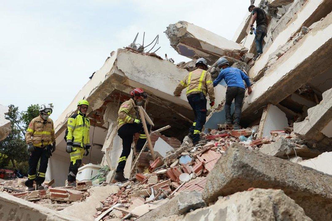 Venezuela- supera los 4700 la cantidad de fallecidos por los sismos