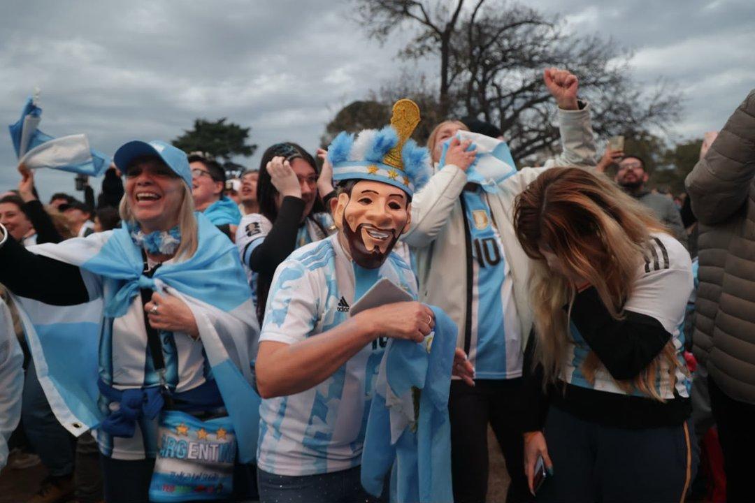 Argentina a la final del Mundial- 30 mil hinchas desataron la locura total en el Fan Fest