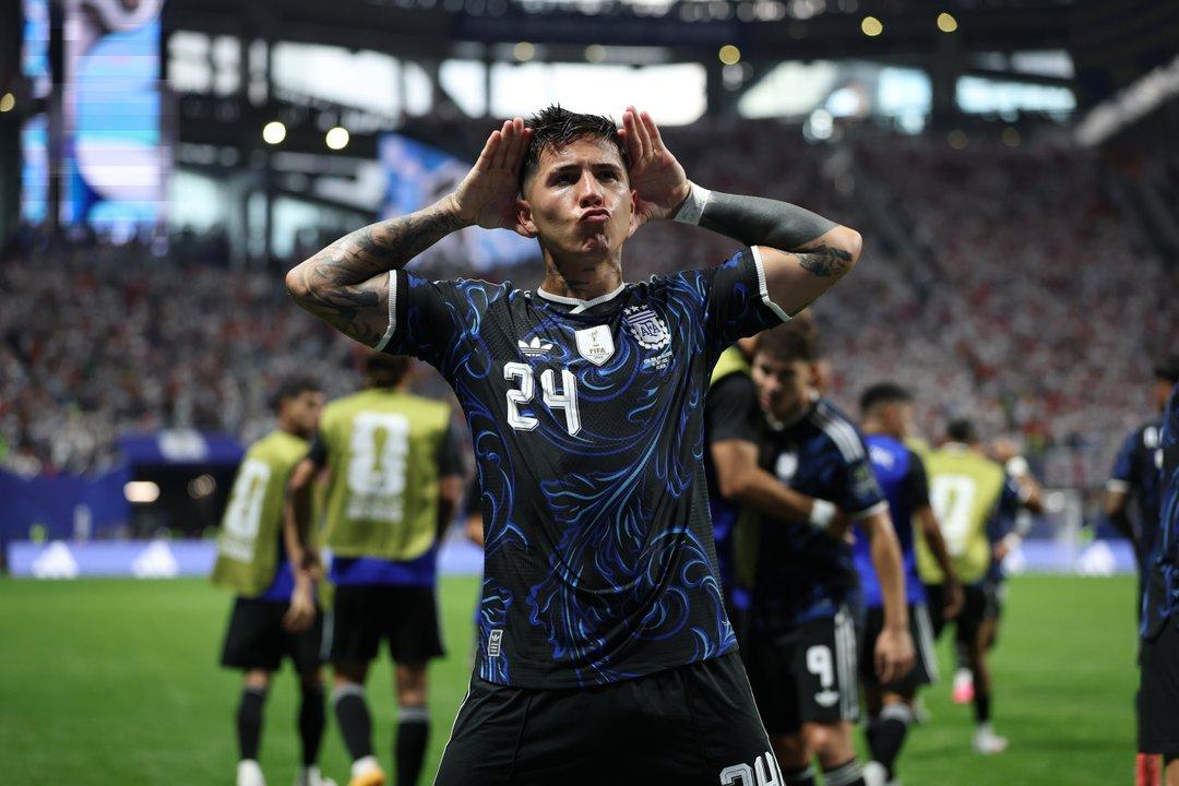 Enzo Fernaacutendez y Lionel Messi figuras en una nueva remontada histoacuterica argentina