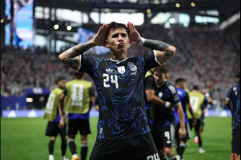 Enzo Fernaacutendez y Lionel Messi figuras en una nueva remontada histoacuterica argentina