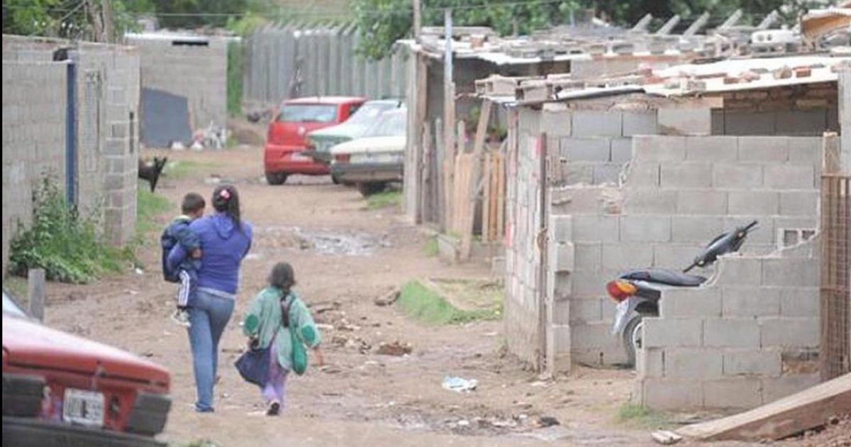 Una familia jujentildea necesitoacute 147687964 para no ser pobre