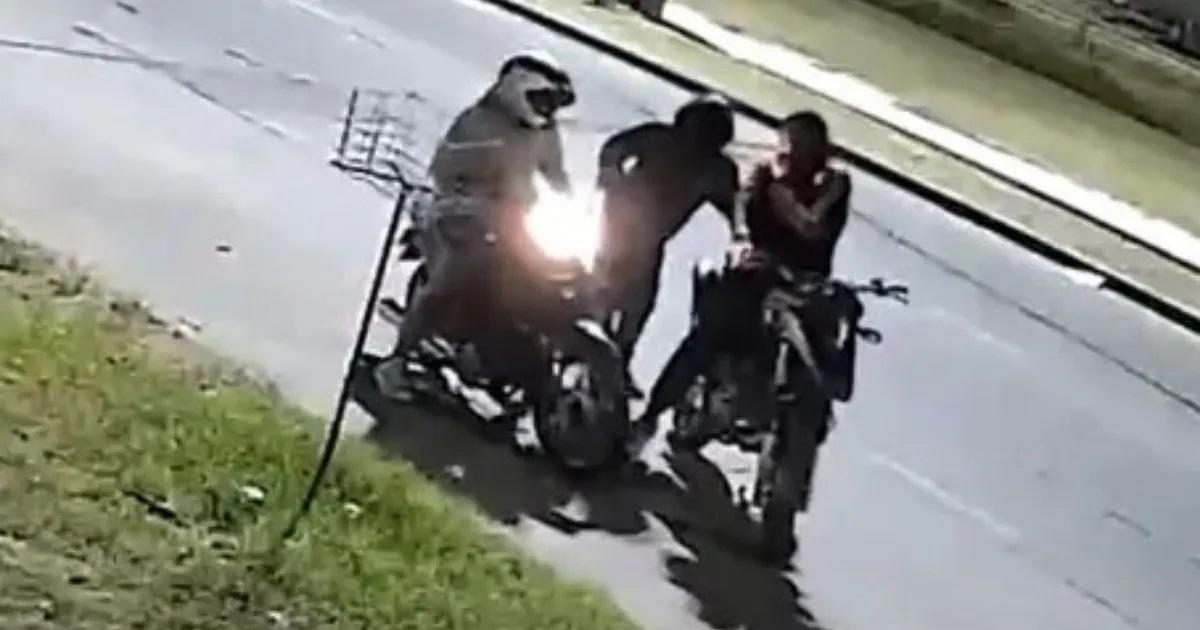 Entregaacute la moto o te mato- violento asalto con un cuchillo