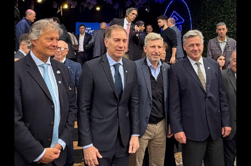 Frigerio lanzoacute un seguro multirriesgo para el maiacutez con un fondo de US 1 milloacuten para pequentildeos productores