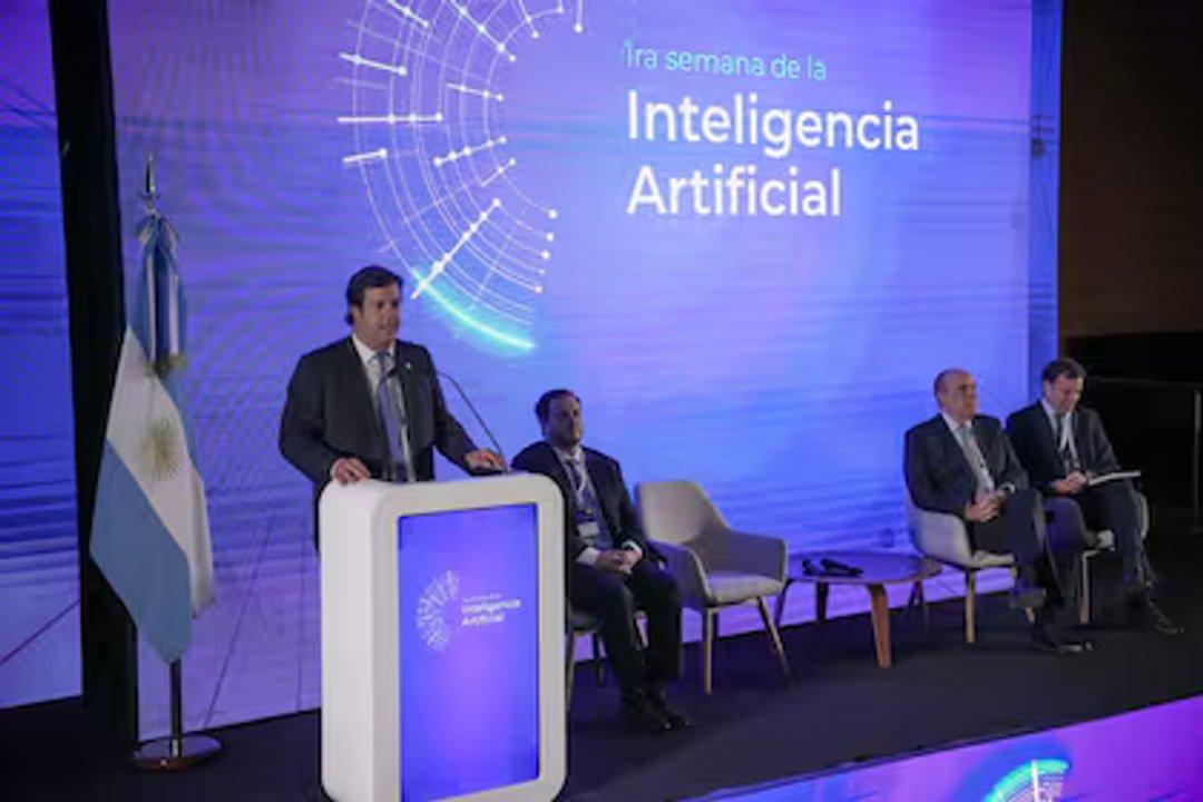 El Gobierno desplazoacute a Dariacuteo Geuna y busca reemplazante para Ciencia y Tecnologiacutea