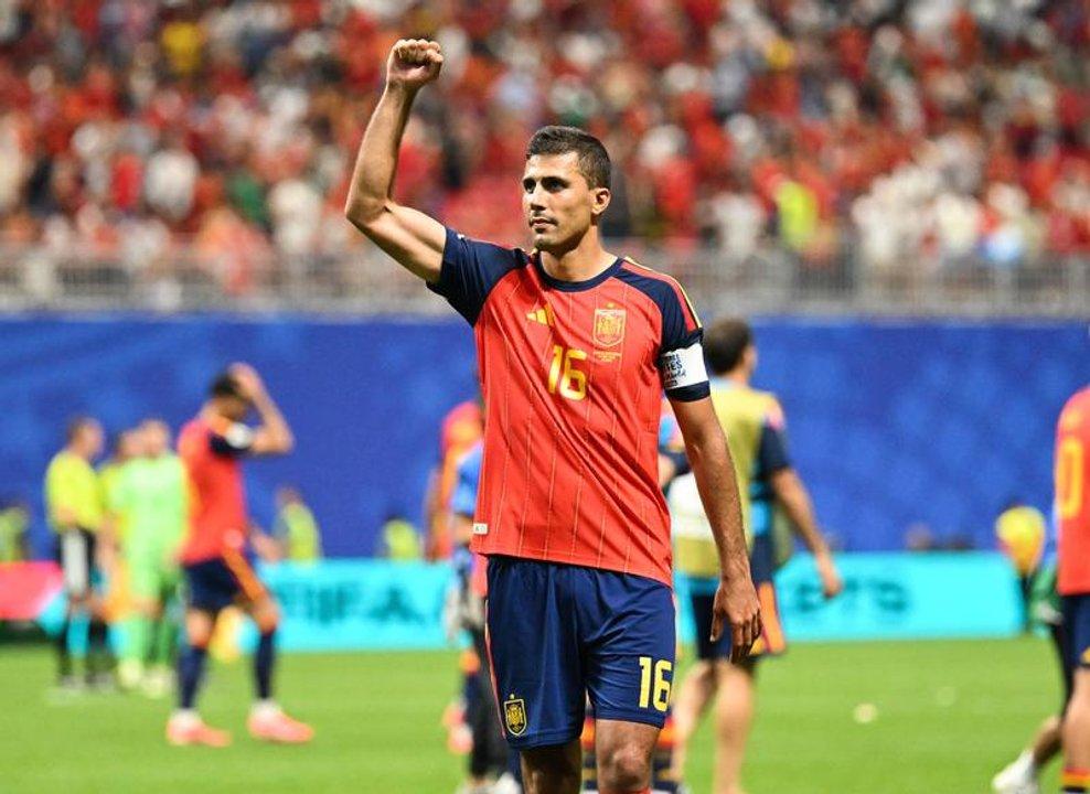 Rodri ganoacute el Baloacuten de Oro como mejor jugador del Mundial 2026