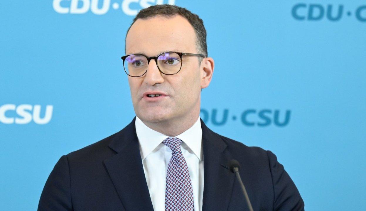 Poleacutemica en Alemania- renuncioacute uno de los poliacuteticos maacutes importantes por tener un bebeacute por vientre de alquiler
