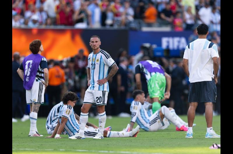 Falta de recambio y pocos minutos para los joacutevenes- el factor que pudo haber fundido a los jugadores de la Seleccioacuten