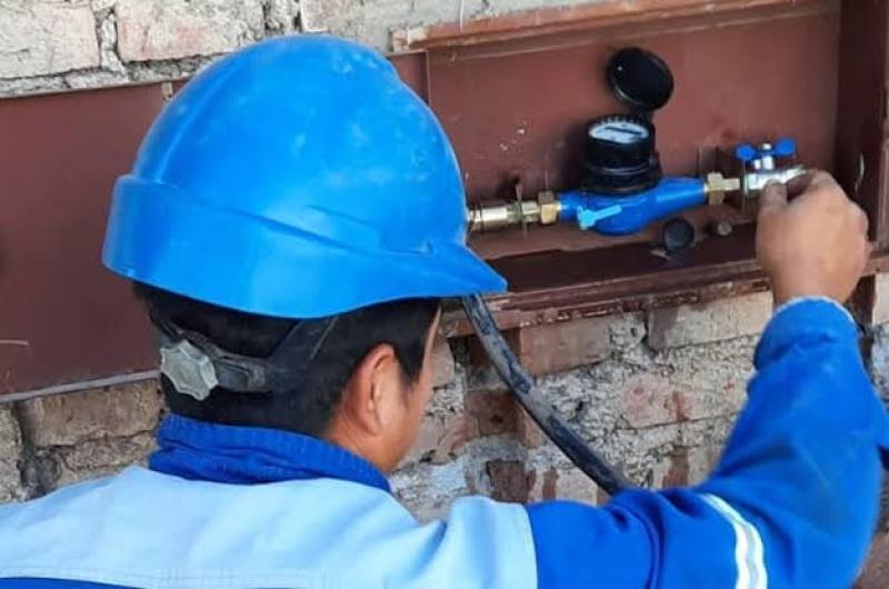 El decreto del Ejecutivo tambieacuten alcanza a clientes de agua potable