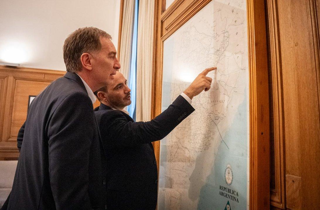 Santilli recibioacute al gobernador de Corrientes para analizar proyectos prioritarios para la provincia