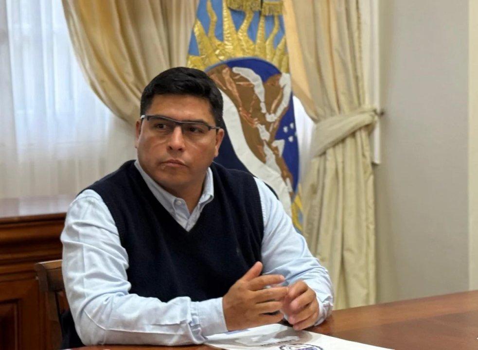 Santa Cruz- El oficialismo de Vidal pide poderes sin precisar cuaacutentas viviendas haraacute